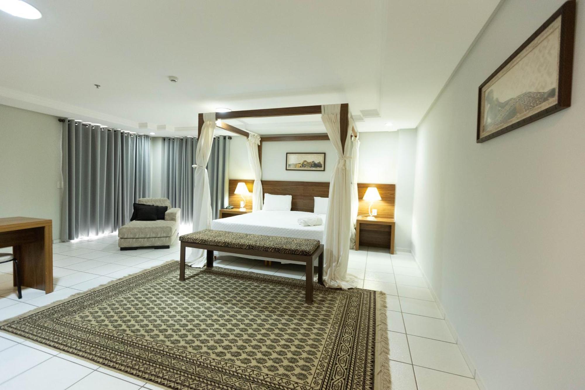 Hits Pantanal Hotel Aeroporto Варзеа-Ґранді Екстер'єр фото
