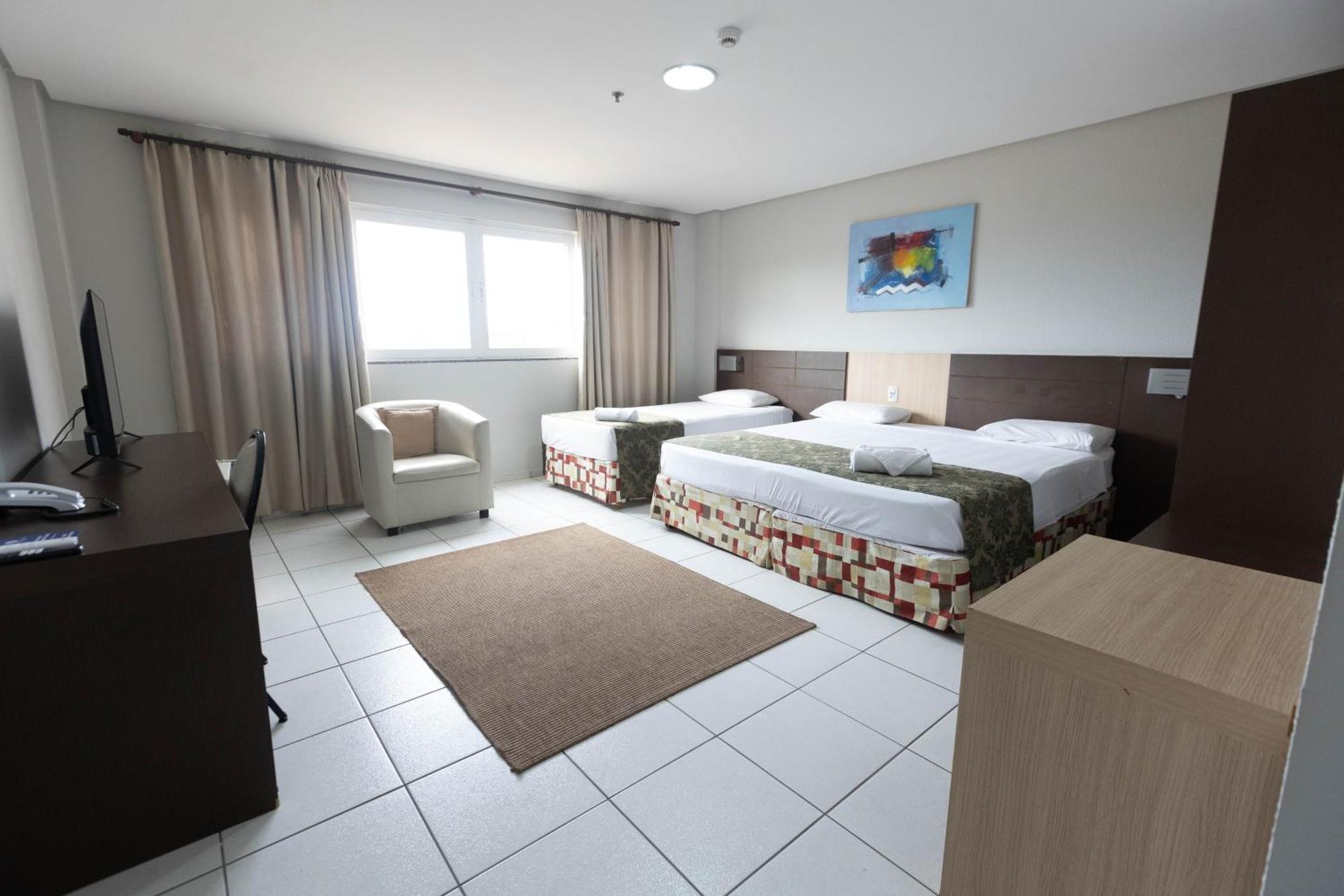 Hits Pantanal Hotel Aeroporto Варзеа-Ґранді Екстер'єр фото