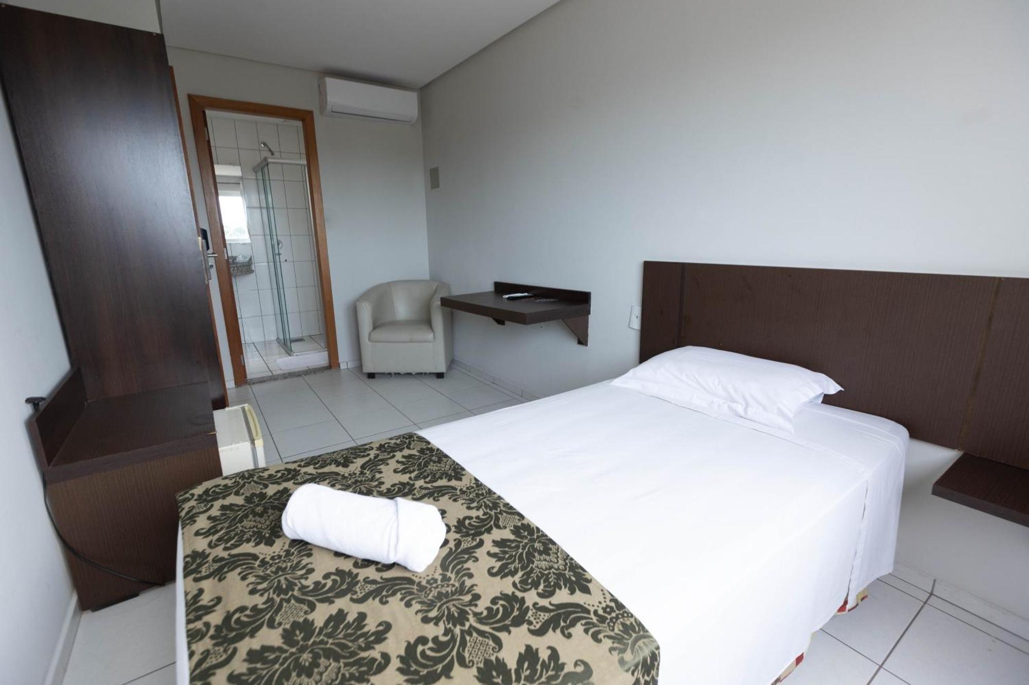 Hits Pantanal Hotel Aeroporto Варзеа-Ґранді Екстер'єр фото