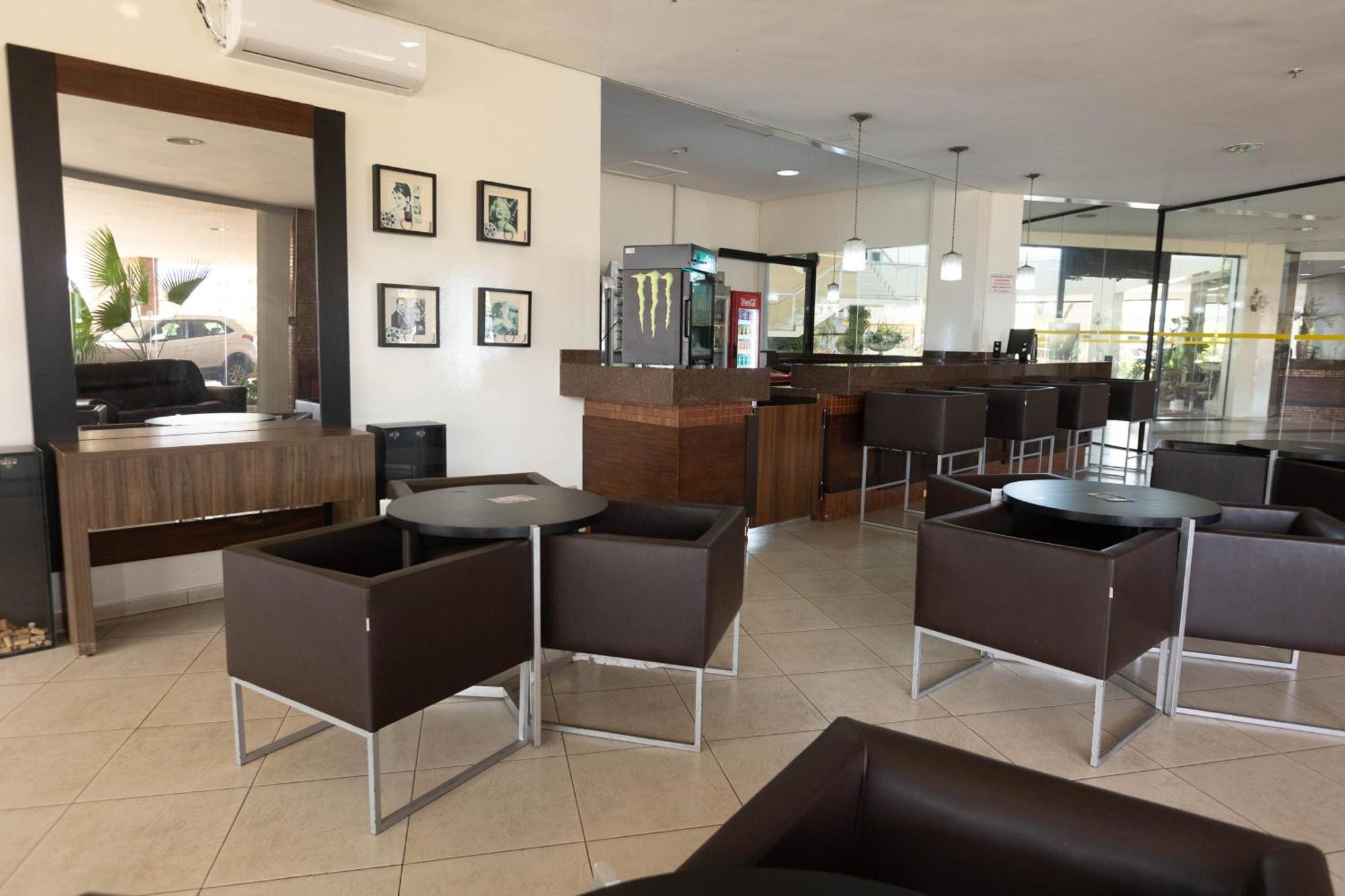 Hits Pantanal Hotel Aeroporto Варзеа-Ґранді Екстер'єр фото