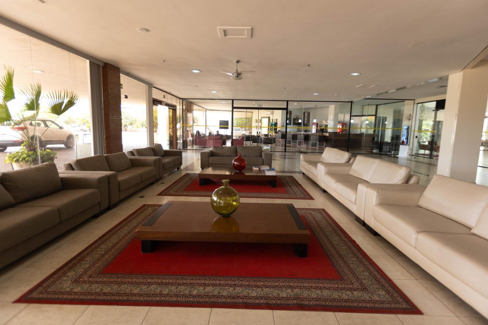 Hits Pantanal Hotel Aeroporto Варзеа-Ґранді Екстер'єр фото